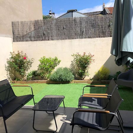 Maison De Village Avec Jardinet Bruguieres Exteriör bild